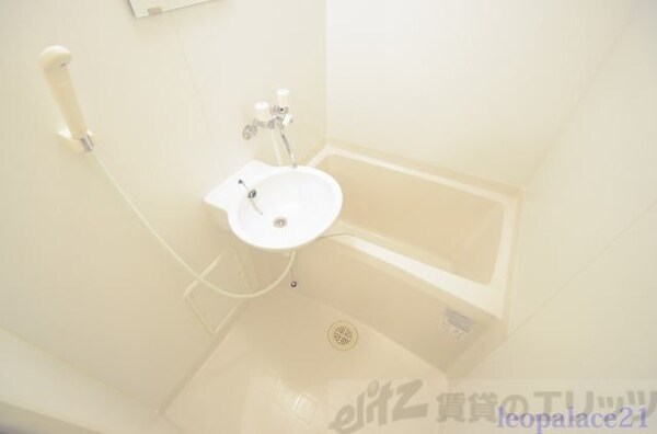 バス／シャワールーム等(バス／シャワールーム等)