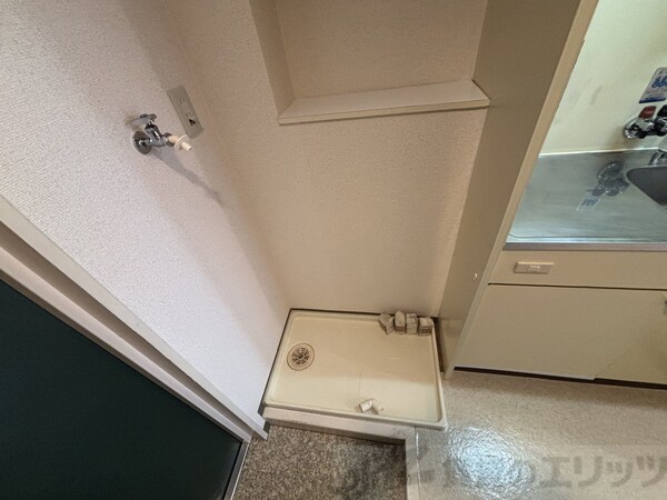 設備(洗濯機置き場)