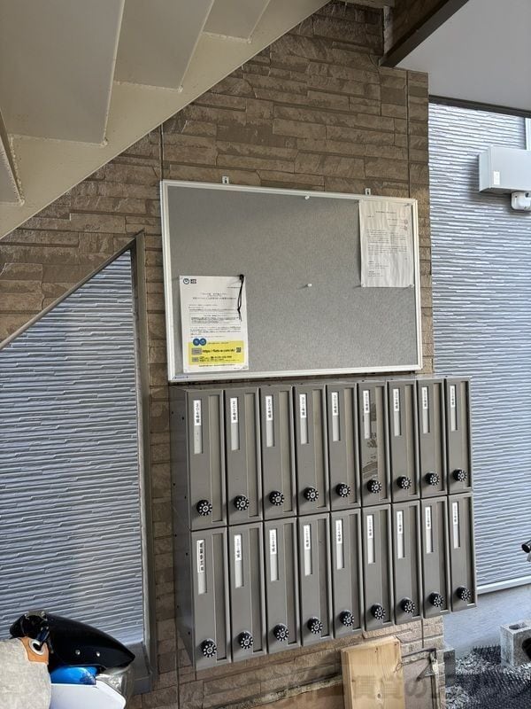 ロビー(集合ポスト)