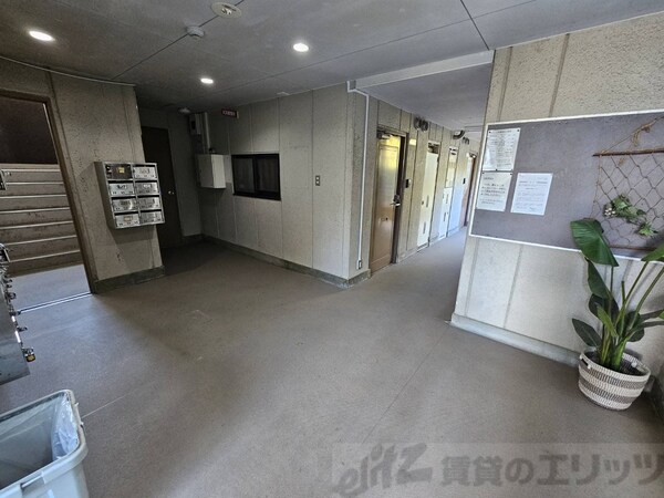 エントランス(エントランス)