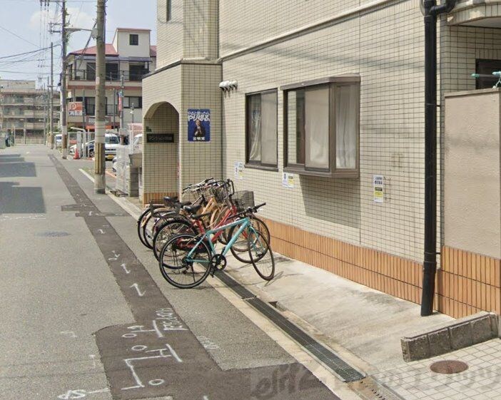 物件内観写真11　(駐車場)