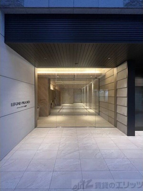 エントランス(エントランス)