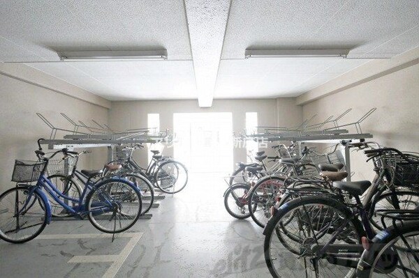 駐車場(駐輪場)