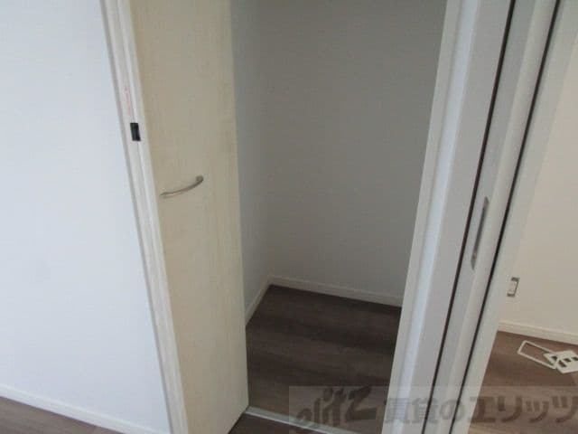 物件内観写真9　(収納)
