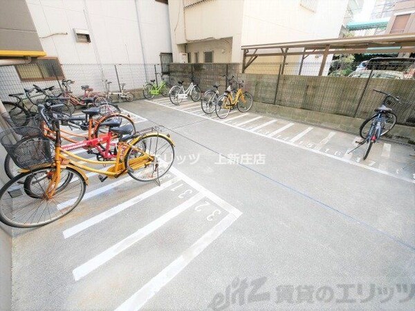 駐車場(駐車場)