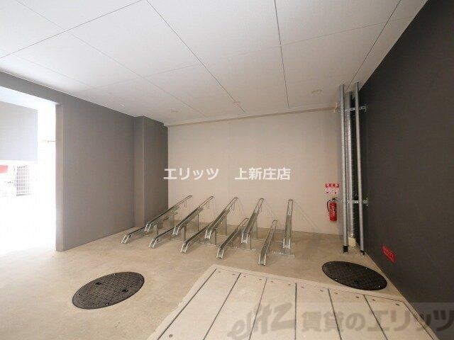 物件内観写真7　(駐輪場)