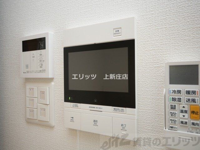 物件内観写真13　(モニターホン)