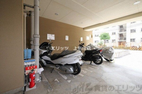 駐車場(駐輪場)