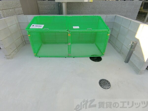 駐車場(駐車場)