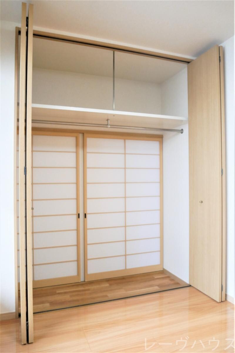 物件内観写真7　(収納)