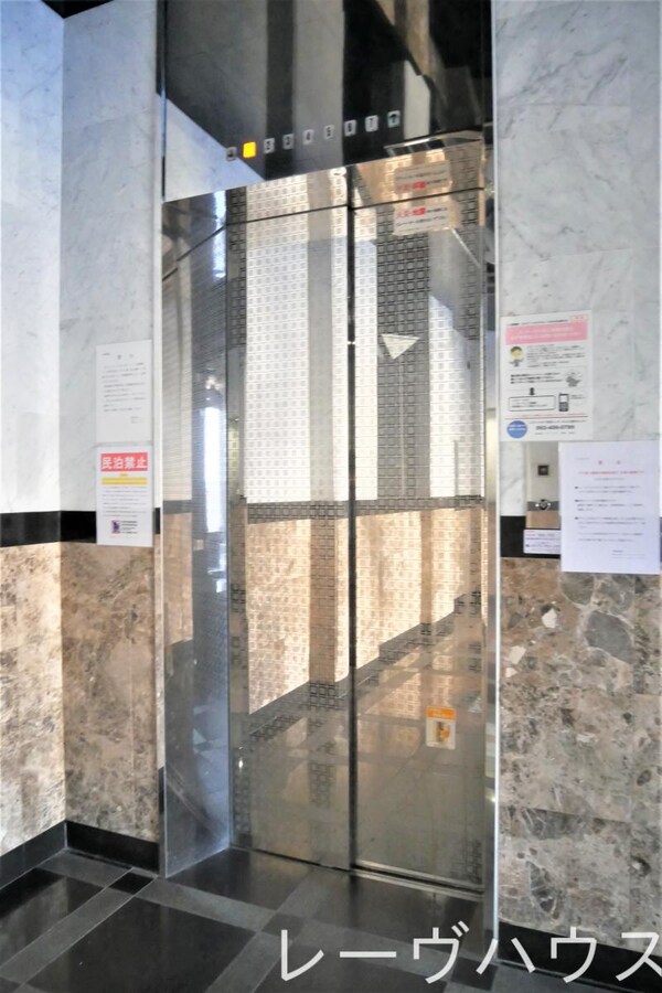 エントランス(エントランス)