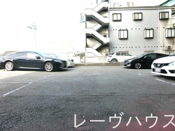 駐車場(駐車場)