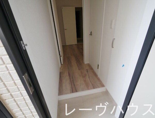 玄関(バルコニー)