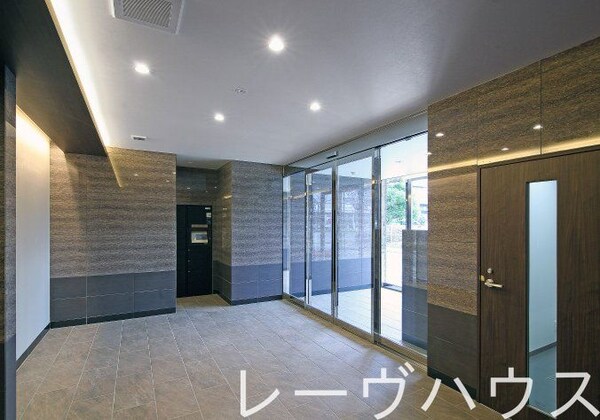 エントランス(エントランス)