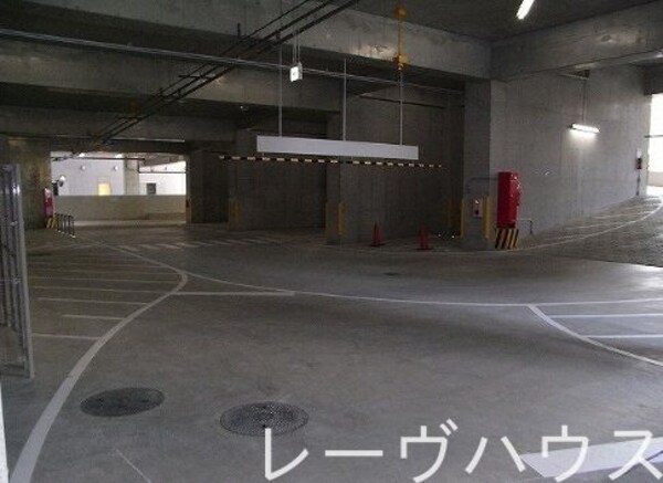 駐車場(駐車場)