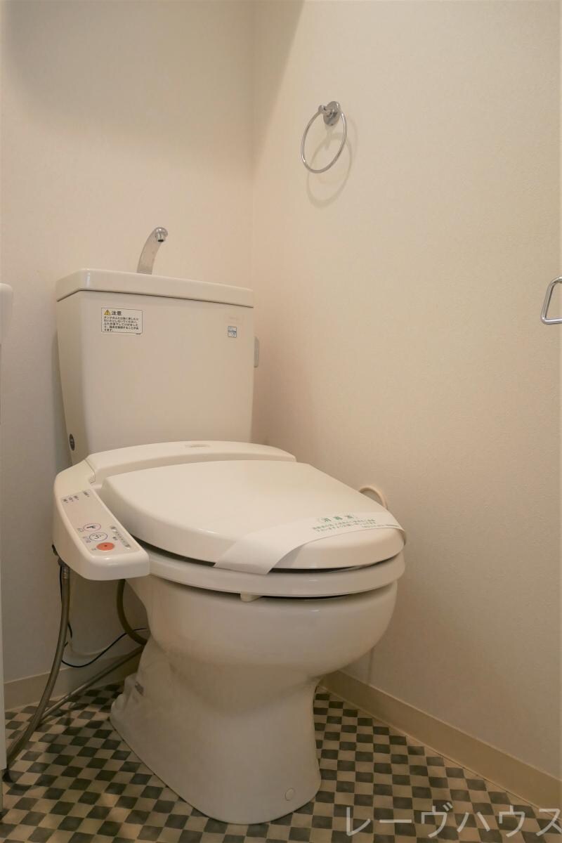 物件内観写真5　(トイレ)