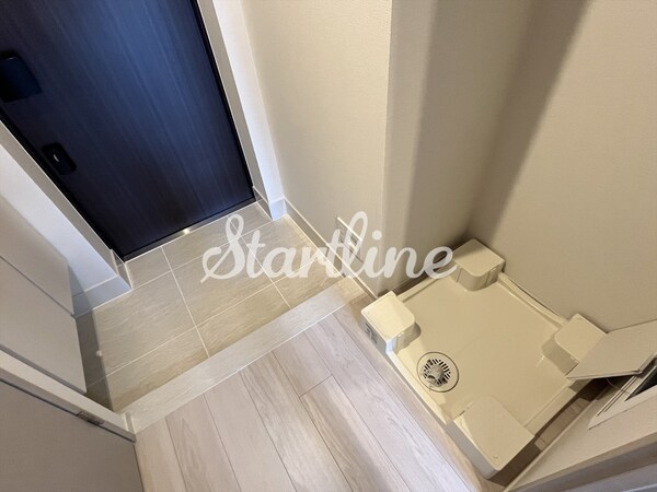 玄関(※同間取り・別部屋の写真です。)