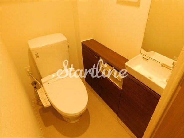 トイレ(トイレ)