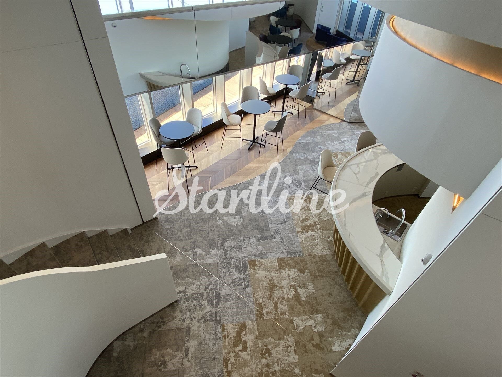 物件内観写真11　(ラウンジ)