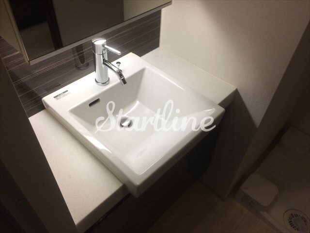 物件内観写真33　(洗面)