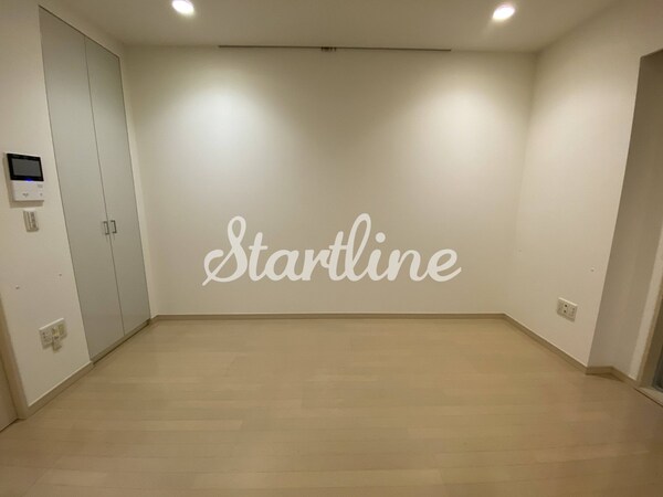 寝室(エントランス)