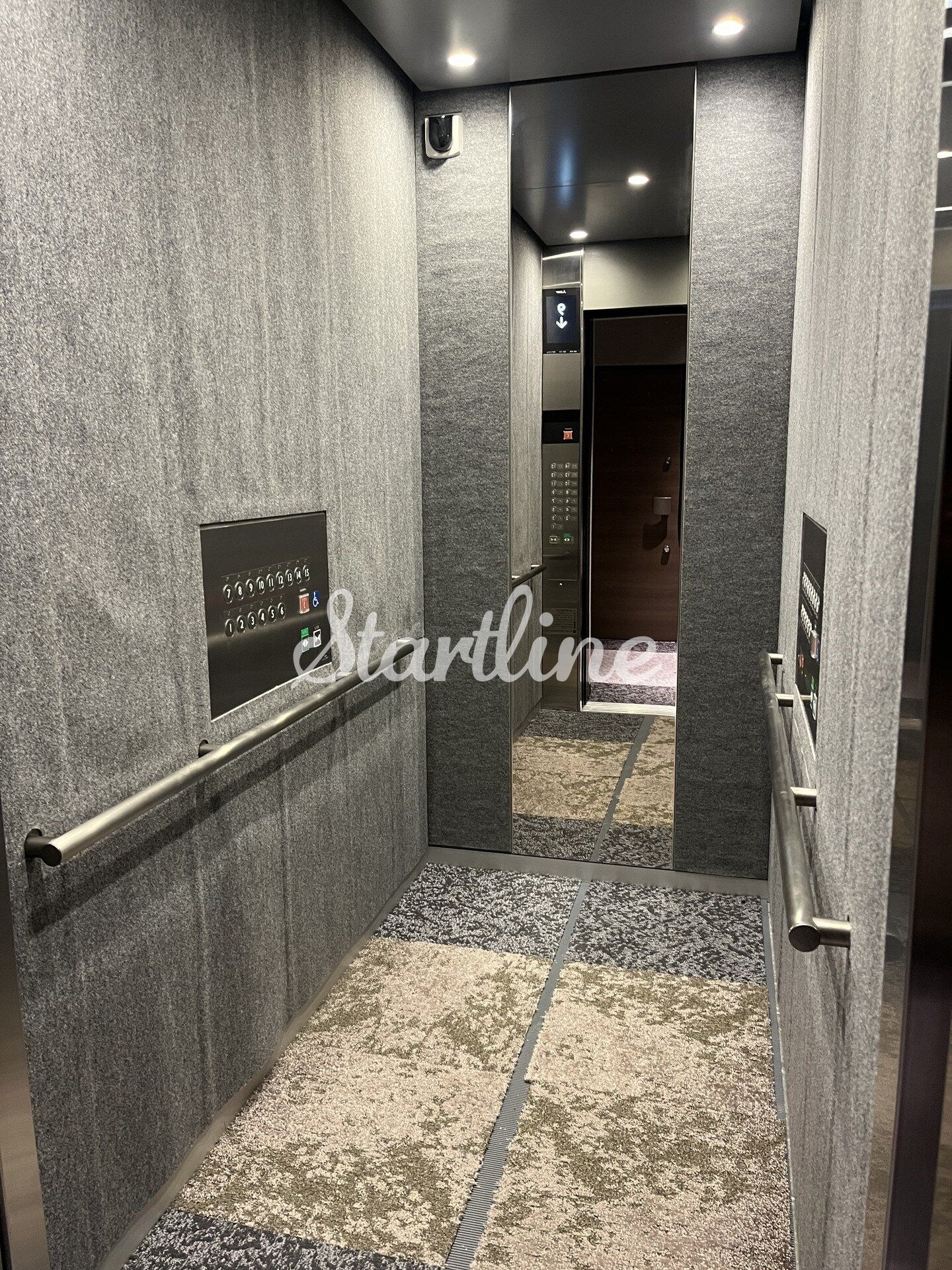 物件内観写真25　(エントランス)