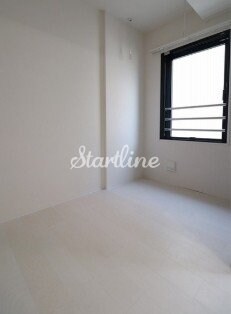 物件内観写真5　(リビング/居室)