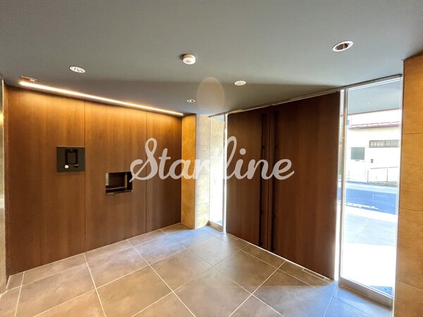 エントランス(エントランス)