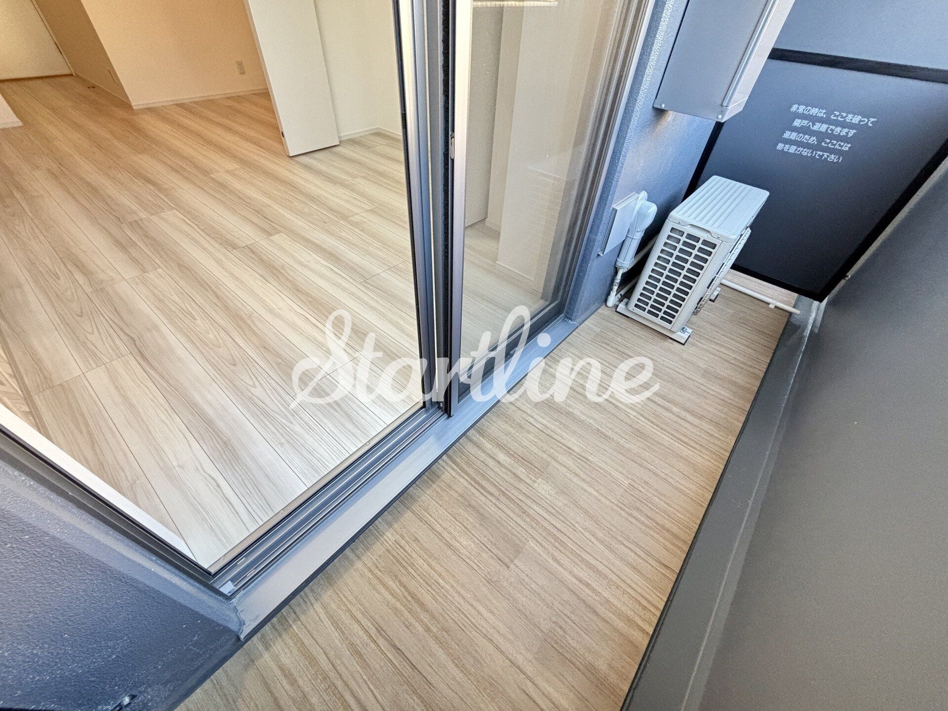 物件内観写真23　(バルコニー　※住戸によりフローリング・クロス・建具などのカ…)