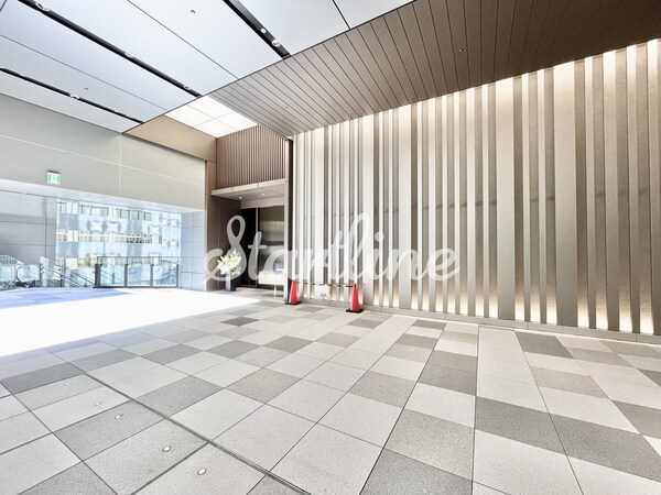 エントランス(エントランス)