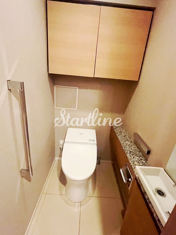 トイレ(トイレ)