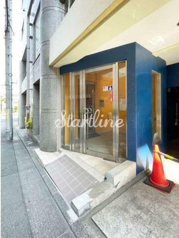 エントランス(エントランス)