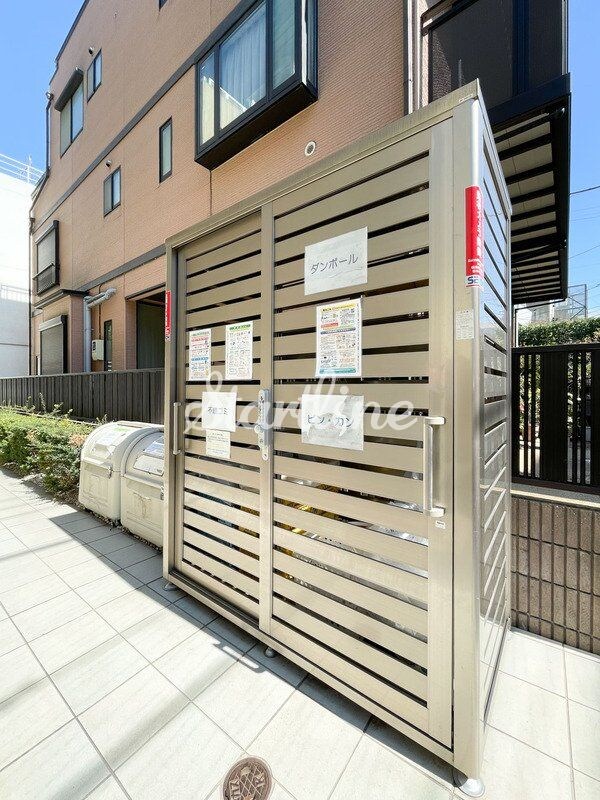 設備(エントランス)