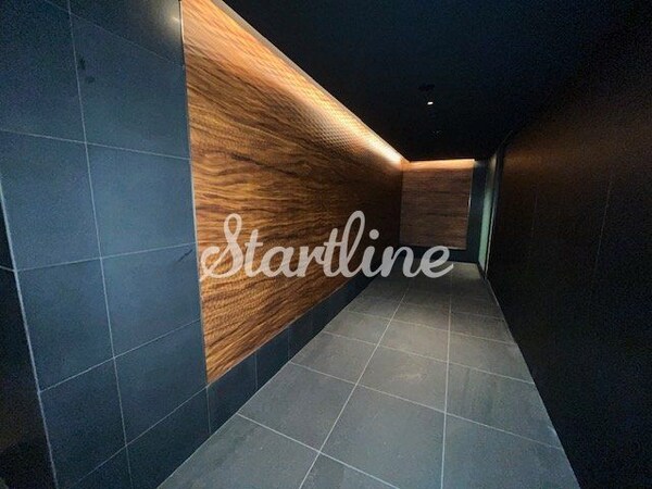 エントランス(エントランス)