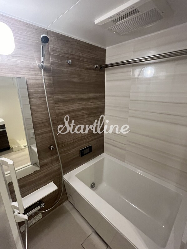 バス／シャワールーム等(バス／シャワールーム等)