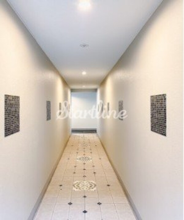 エントランス(エントランス)