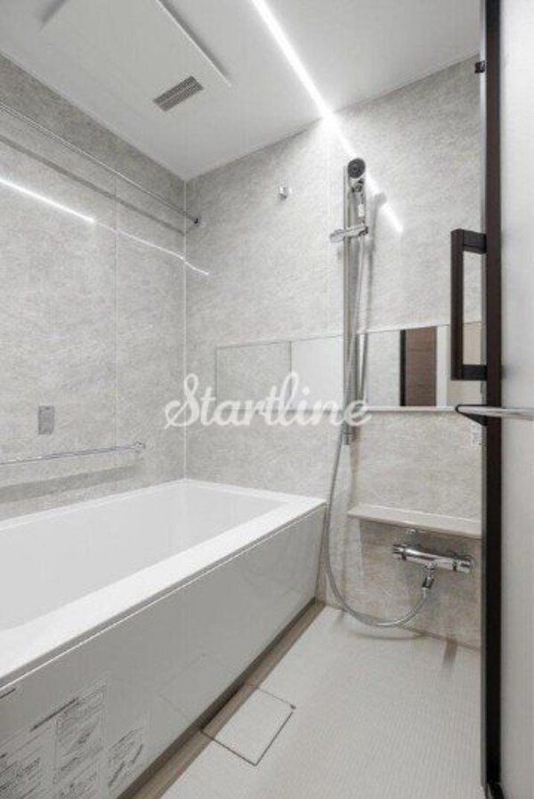 バス／シャワールーム等(バス／シャワールーム等)