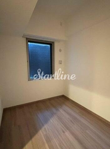 物件内観写真6　(リビング/居室)