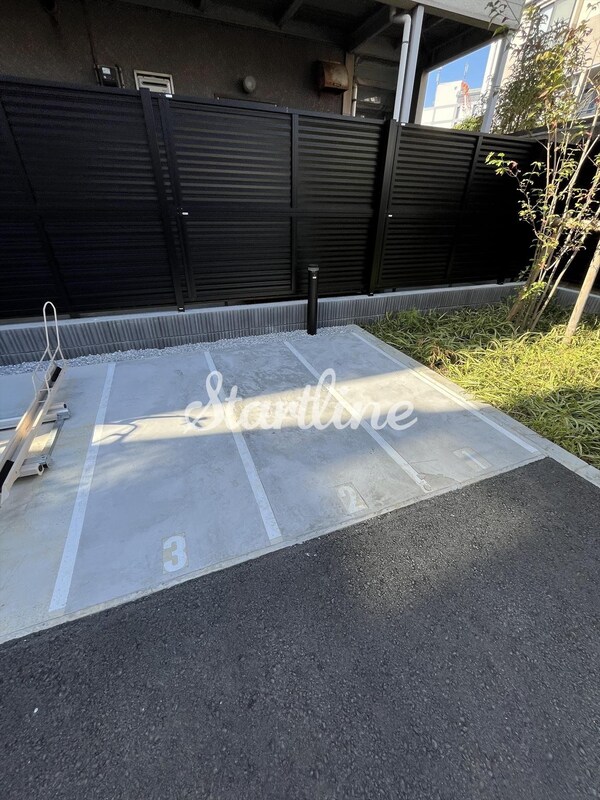 共有部分(バイク置き場)