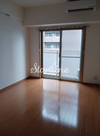 物件内観写真6　(リビング/居室)