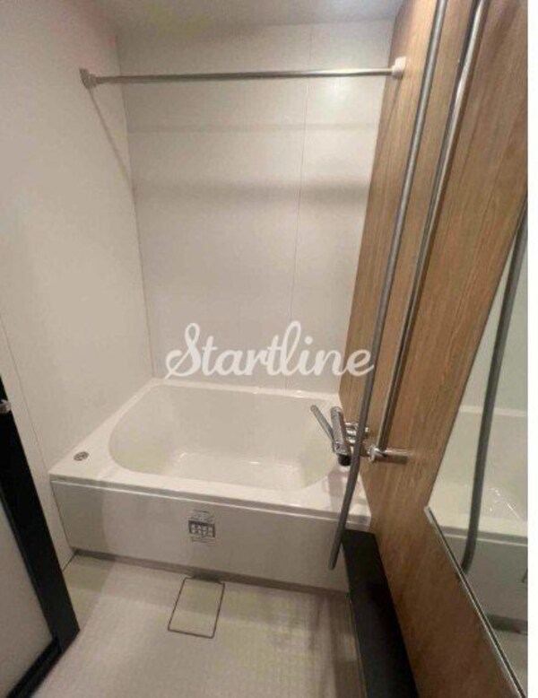 バス／シャワールーム等(バス／シャワールーム等)