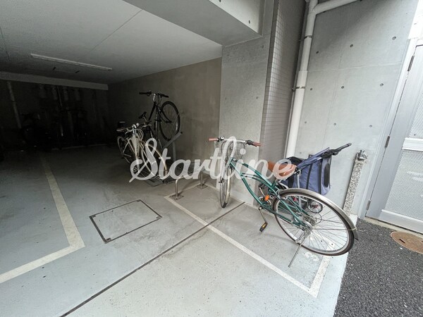 駐車場(駐車場)