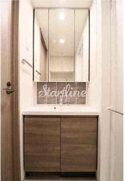 物件内観写真8　(収納)