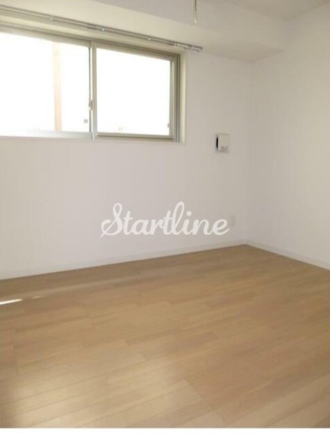 物件内観写真6　(リビング/居室)