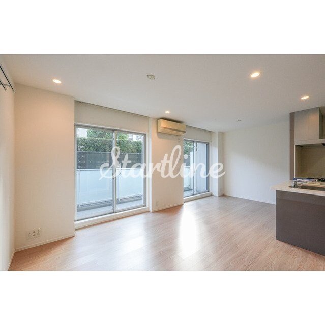 物件内観写真17　(リビング/居室)