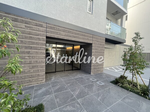 エントランス(エントランス)