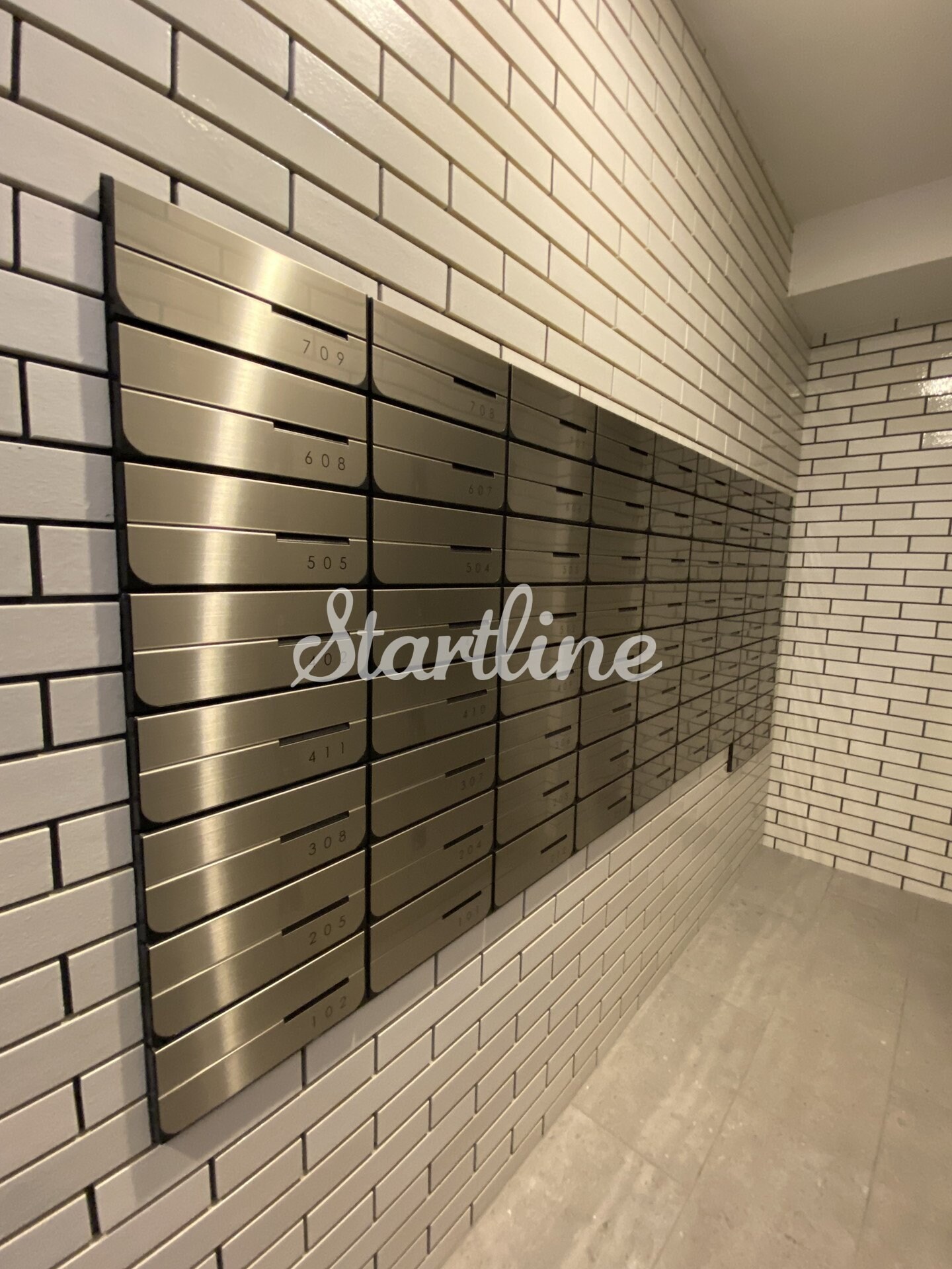 物件内観写真27　(エントランス)