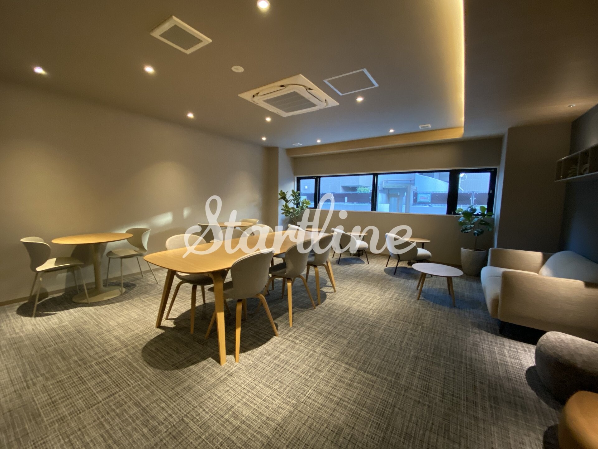 物件内観写真24　(リビング/居室)