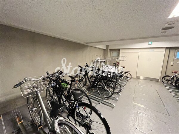 駐車場(駐車場)