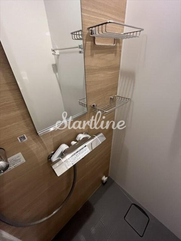 バス／シャワールーム等(バス／シャワールーム等)